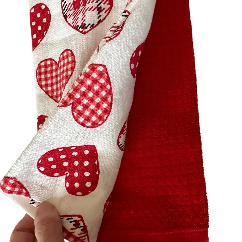 Love Hearts Kitchen Towels Set of 3 NEW WITH TAGS